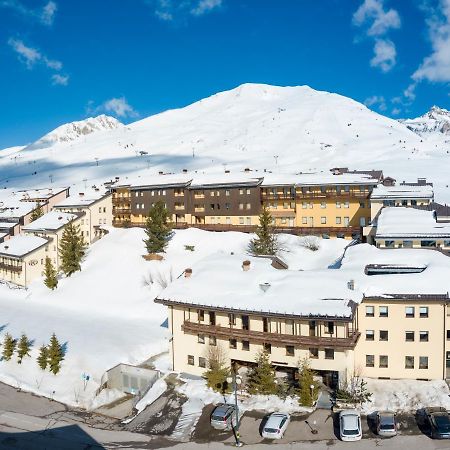 Top Appartamenti Passo del Tonale Bagian luar foto